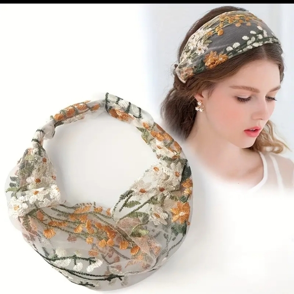 Unbranded Accessories - Embroidered Flower Headband